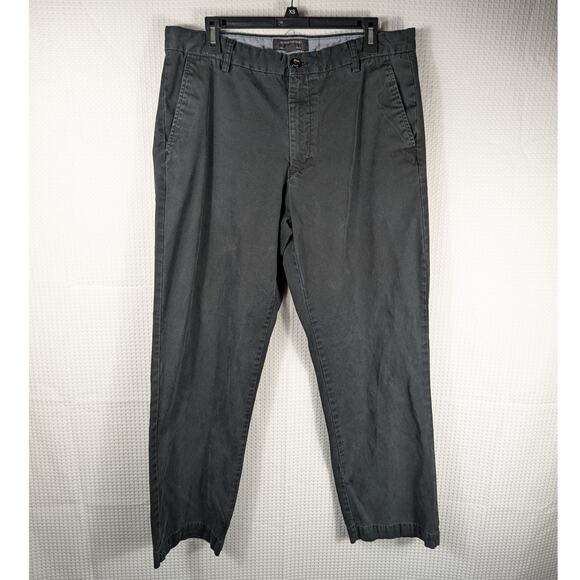 Banana Republic 36x32 Dawson Relaxed Fit Chino Pants Men Black Cotton Egypt - Picture 1 of 4